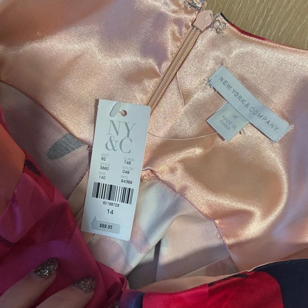 NWT New York & Company Floral Dress size 14 - Picture 3 of 4